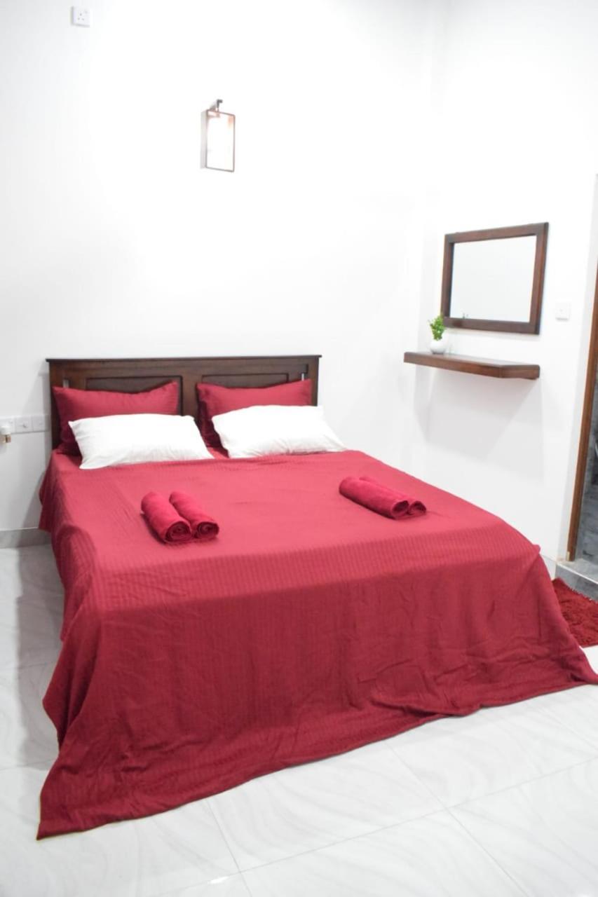 The Alexis'S Guest House Negombo Exterior foto