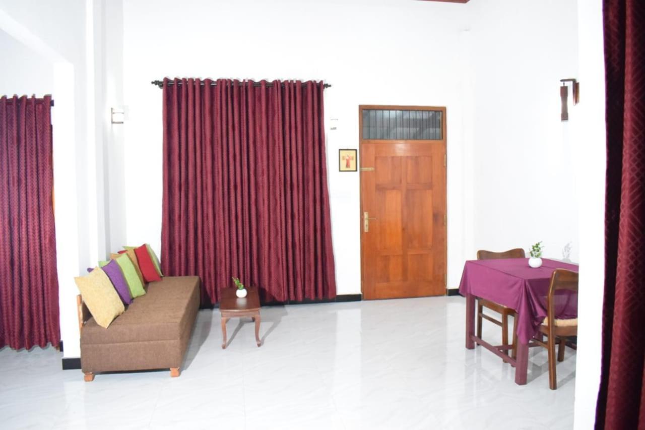 The Alexis'S Guest House Negombo Exterior foto
