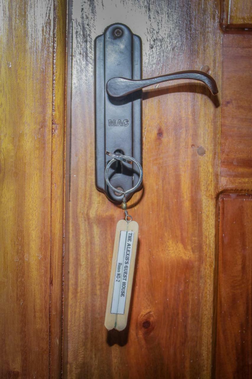 The Alexis'S Guest House Negombo Exterior foto